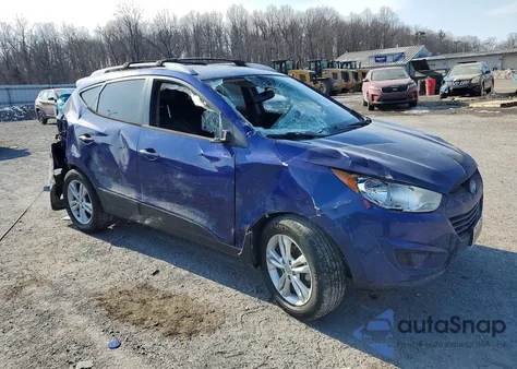 2011 Hyundai Tucson Gls z USA, uszkodzony, nr VIN KM8JUCAC6BU195239